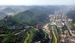 高质量发展调研行丨水清山?#32;治水致富 高质量发展调研行丨水清山?#32;治水致富