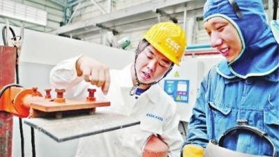 工匠汇·第五届荆楚工匠 | 罗贤�?800次焊接失败不气馁，中职生炼成全国特级技�? title=