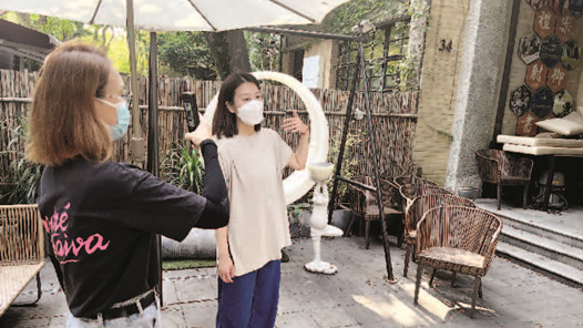 加油！工会人｜不放过一个细节，为单身青年搭“鹊桥�? title=