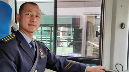 工匠汇·第二届北京大工匠｜孟大鹏：41路上的“贫嘴”大工匠