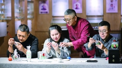 工匠汇·2022河北大工匠｜王自勇：方寸之间绘乾坤的“神笔”匠人