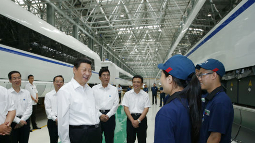 习近平在吉林调研时强调 保持战略定力增强发展自信