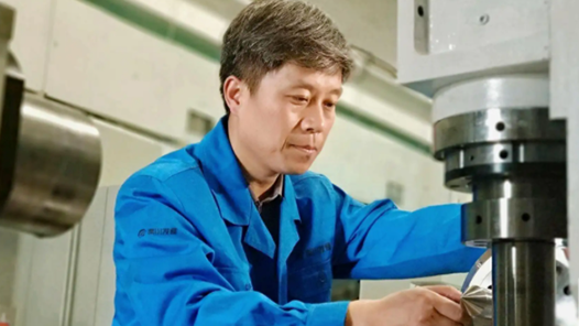 工匠汇�?018年三秦工匠｜侯海�? title=