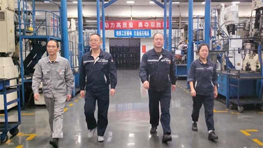 2022最班组�?1 我们的十�? title=