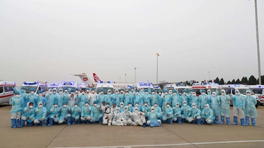 2022最班组�?0 当好抗疫急先�?#32;做好转运摆渡�? title=