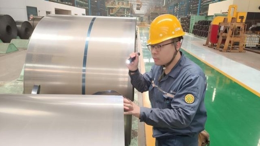 工匠汇·第五届荆楚工匠 | 张力�?5年获13项国家专�?#32;一眼参数就能判断设备故�? title=