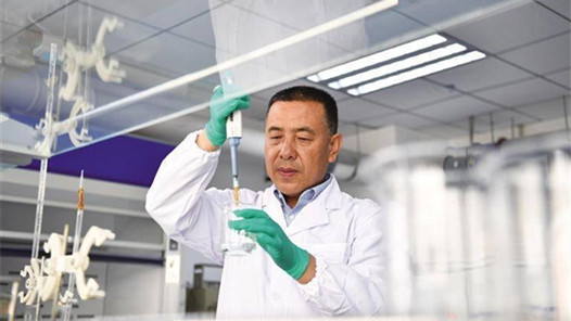 工匠汇·第三届陇原工匠 | 谢成俊：农技推广致富带头�? title=