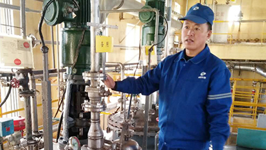 工匠汇·第二届陇原工匠｜赵洪刚和他的“火药人生�? title=