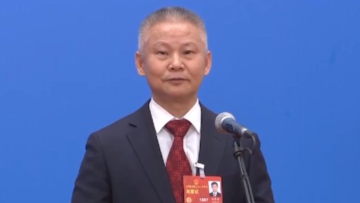 劳模说丨万步炎：瞄准国家重大战略需求 勇攀科技高峰