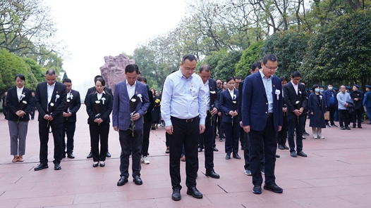 清明将至，他们从全国各地来渝缅怀革命先烈
