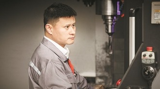 工匠汇�?017年浙江工�?#32;| 姚红飞：30年“磨”出 工匠�? title=