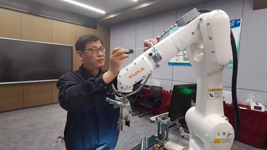 团结奋斗开新局 喜迎工会十八大·最美职工｜一名技校生的技术之路