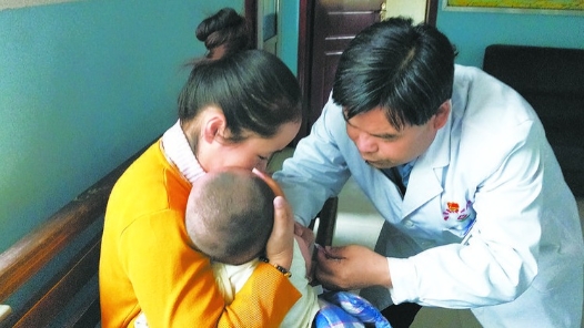 劳模风采·青海省五一劳动奖章 | 王多云：乡亲们的健康“守护人�? title=