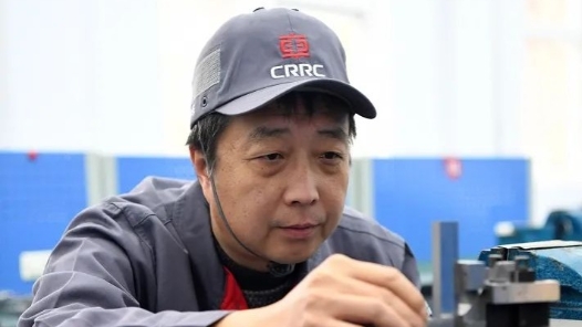 劳模风采·2023年全国五一劳动奖章 | 张永平：“站在光里的英雄�? title=