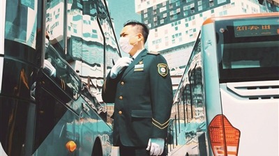 劳模风采·2023年全国五一劳动奖章 | 崔志勇：“让每位乘客都能留下美好的记忆�? title=