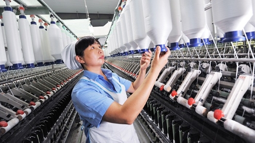 工匠汇·第二批中国纺织大工匠｜张敬辉：连续23年保持“操作状元”称�? title=