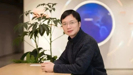 劳模风采·浙江省五一劳动奖章 | 董子龙：一名技术专家的创新与坚�? title=