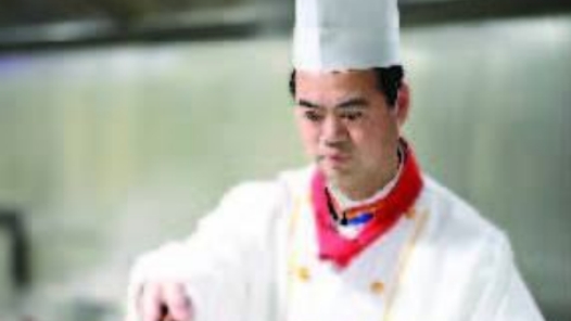 劳模风采·上海劳模｜陈斌：灶头前的“精兵”是如何炼成�? title=