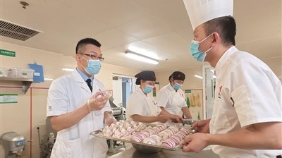 工匠汇·第三届“北京大工匠”｜于仁文：让更多群众“吃出健康�? title=