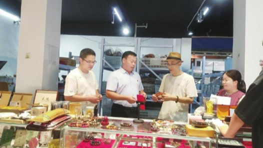 劳模风采·2020年全国劳�?#32;| 马豹子：创造更多“魔术”奇�? title=