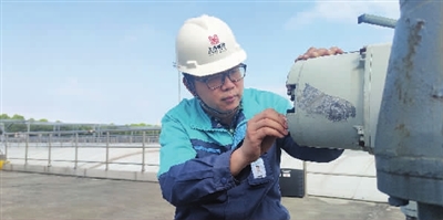 工匠汇�?022年上海工匠｜黄晓俊：守护城市的天蓝水�? title=