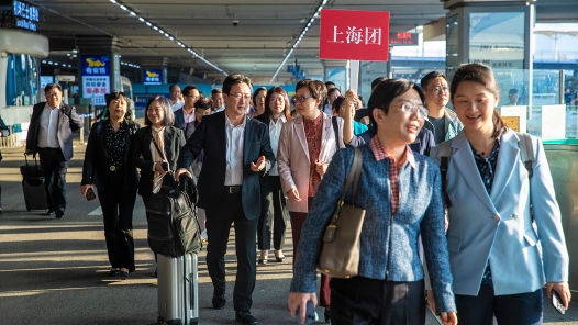 中国工会十八大代表团全部抵京