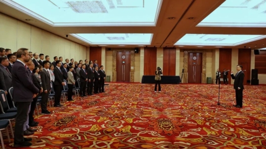 王东明会见来京出席中国工会十八大的港澳工会特邀来宾