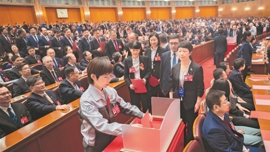 投下庄严一�? title=