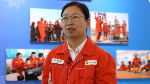一线代表故事丨冯萌萌：名字“萌”，干活“猛�? title=