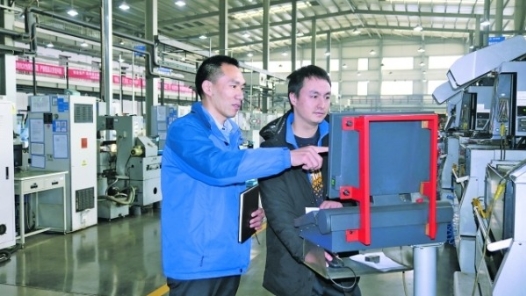 工匠汇�?022年贵州工匠｜况云刚：二十三载苦练卓绝技艺，传承奉献成就“工匠”梦�? title=