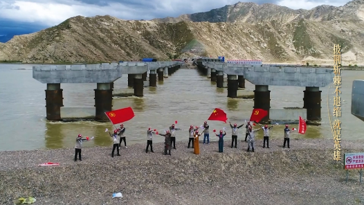 身边榜样丨奋斗? title=