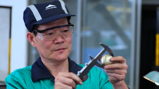 身边榜样丨金川的能工巧匠——业精于? title=