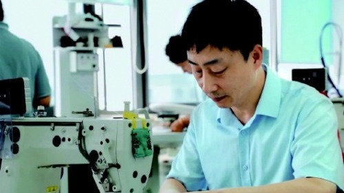 工匠汇�?023年威海工�?#32;| 老裁缝的“霓裳羽衣�? title=