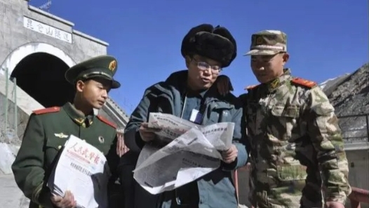 劳模风采·2013年全国五一劳动奖章 | 世界上最高的乡镇邮路，他“跑�?1年能到月�? title=