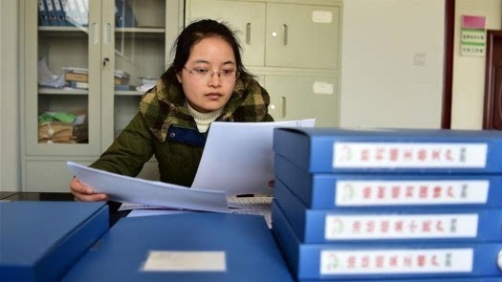 加油！工会人｜坚守十八年 只为当好职工群众“娘家人�? title=