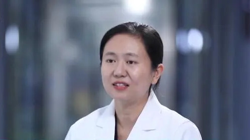 劳模风采·2023年全国五一劳动奖章｜陈峰：做临床医生最精准的“眼睛�? title=