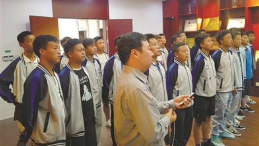 劳模风采·2016年全国五一劳动奖章｜范丽锋：榜样之�?#32;照亮前路