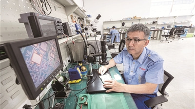 工匠汇·第三届北京大工匠｜胡小宁：高铁检修的“最强大脑�? title=