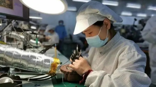 工匠汇�?023年安徽工匠｜周曼：灼灼焊花点亮航天梦