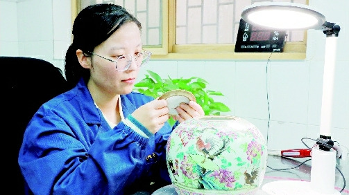 工匠汇�?022年“三晋工匠”｜双瑞：让尘封瓷器重获新生