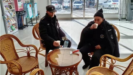 户外劳动者工会驿站过佳节