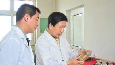 劳模风采·全国劳模｜尚金锁：“闻着粮食香，是我最大的幸福�? title=