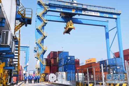 天津市总工会领导出席渤海油田劳动和技能竞赛推动与交流大会 天津市总工会领导出席渤海油田劳动和技能竞赛推动与交流大会