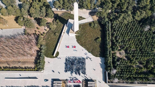 缅怀 守护 传承——多地缅怀英烈活动走笔