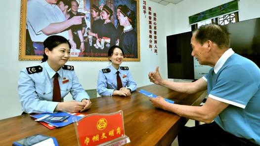 福建:服务队把税惠政策送上? title=