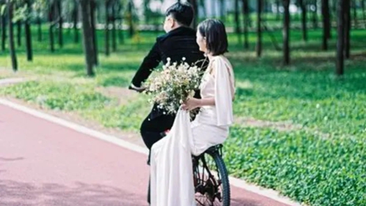 “三无婚礼”简约不简? title=