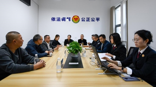 劳动争议引纠?#32;倾情调解促和?#32;铜仁中院成功化解七起劳动争议系列案件 劳动争议引纠?#32;倾情调解促和?#32;铜仁中院成功化解七起劳动争议系列案件