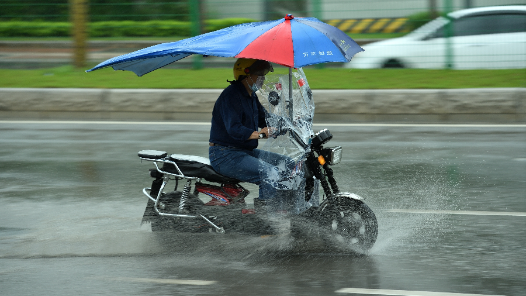 江西等四省部分地区今明两天有大到暴雨 广东局地有大暴? title=