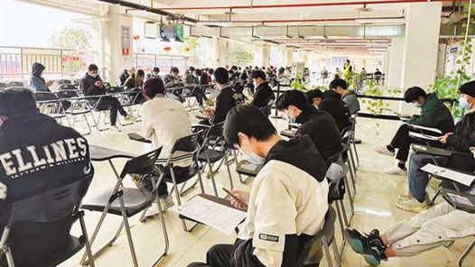 沧州全市首季城镇新增就业两万余人