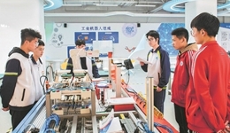 职教实践进行时｜当职业教育遇上龙头企业，会擦出怎样的火�? title=